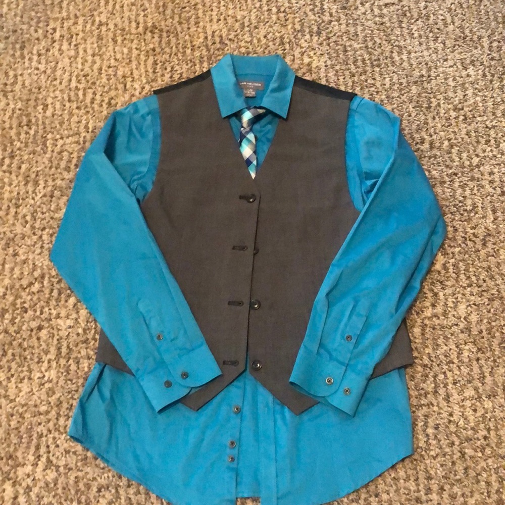 3 piece Boy’s Van Heusen button up, tie and vest